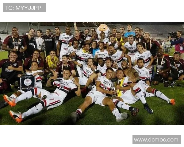 深入探讨上海足球队在比赛经验上的差异与影响分析